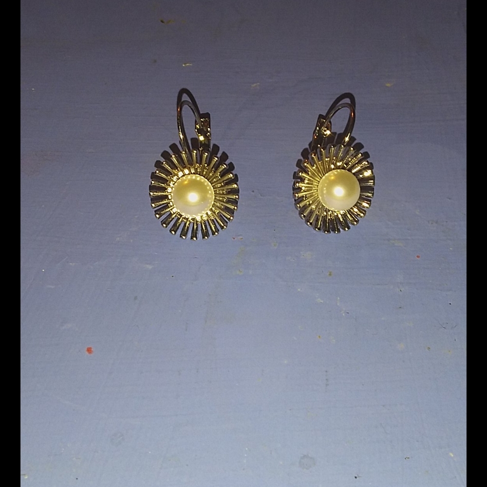 Silver & Pearl Sunburst Earrings